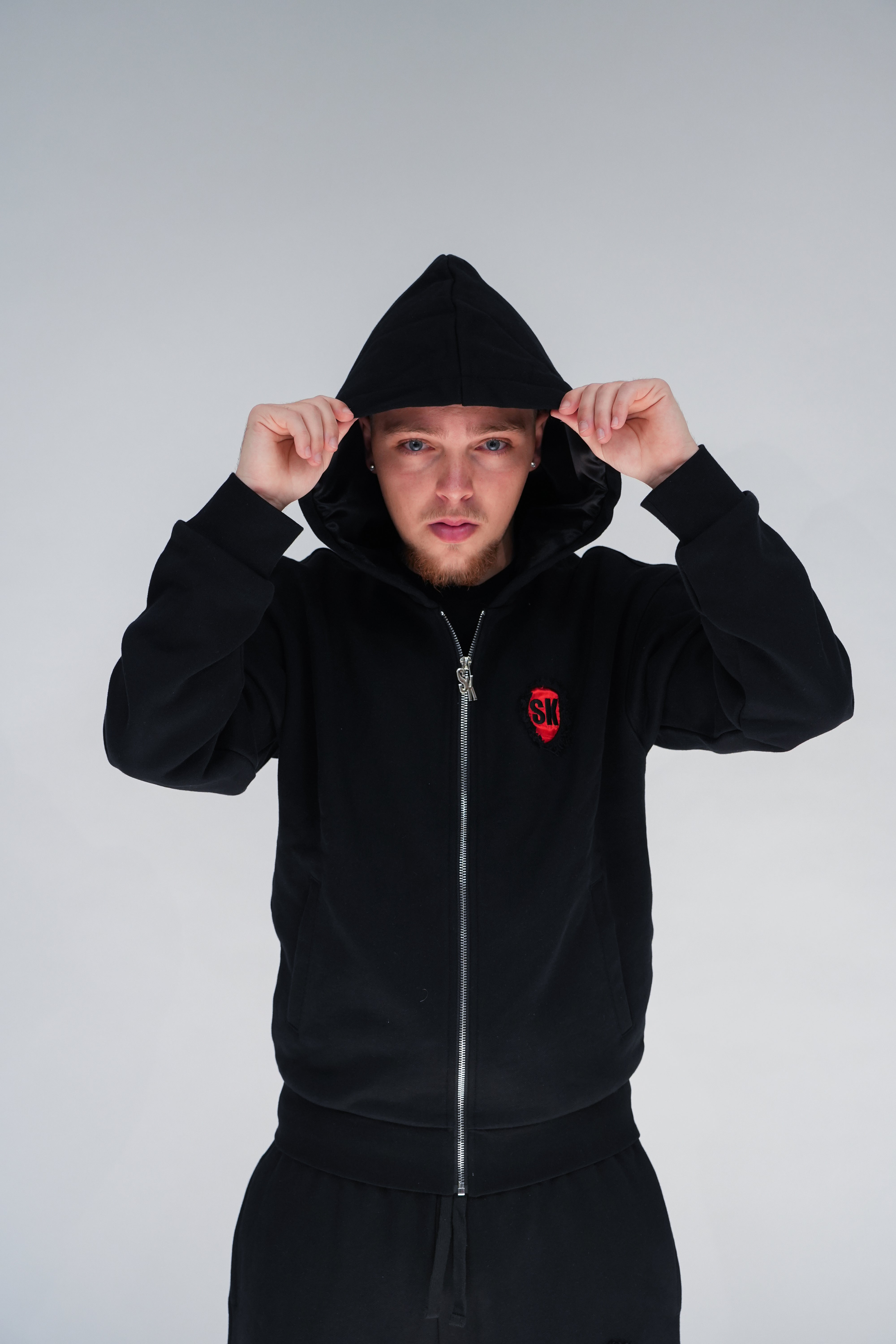 BLACK TEAR-OFF JACKET