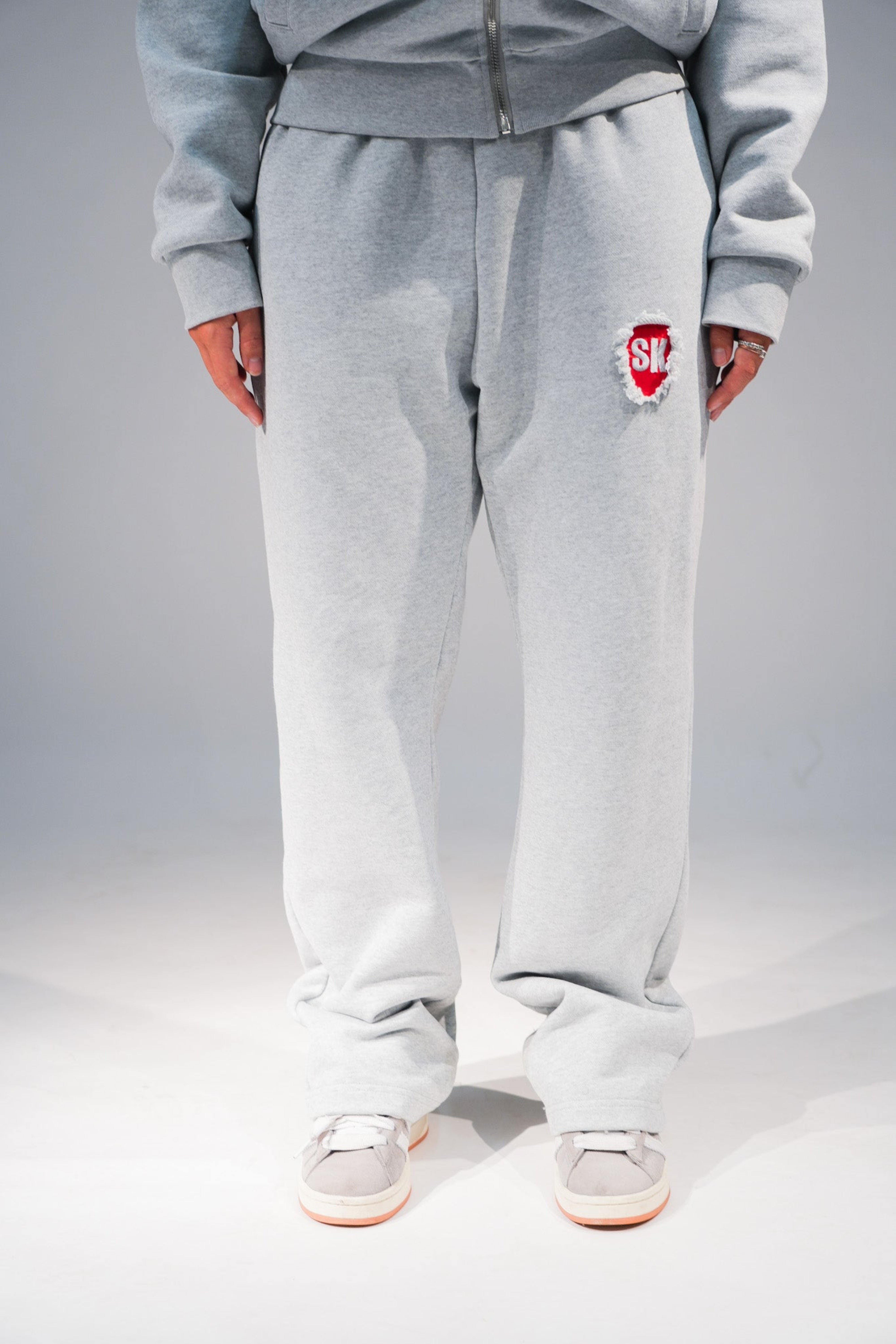 GREY TEAR-OFF JOGGER