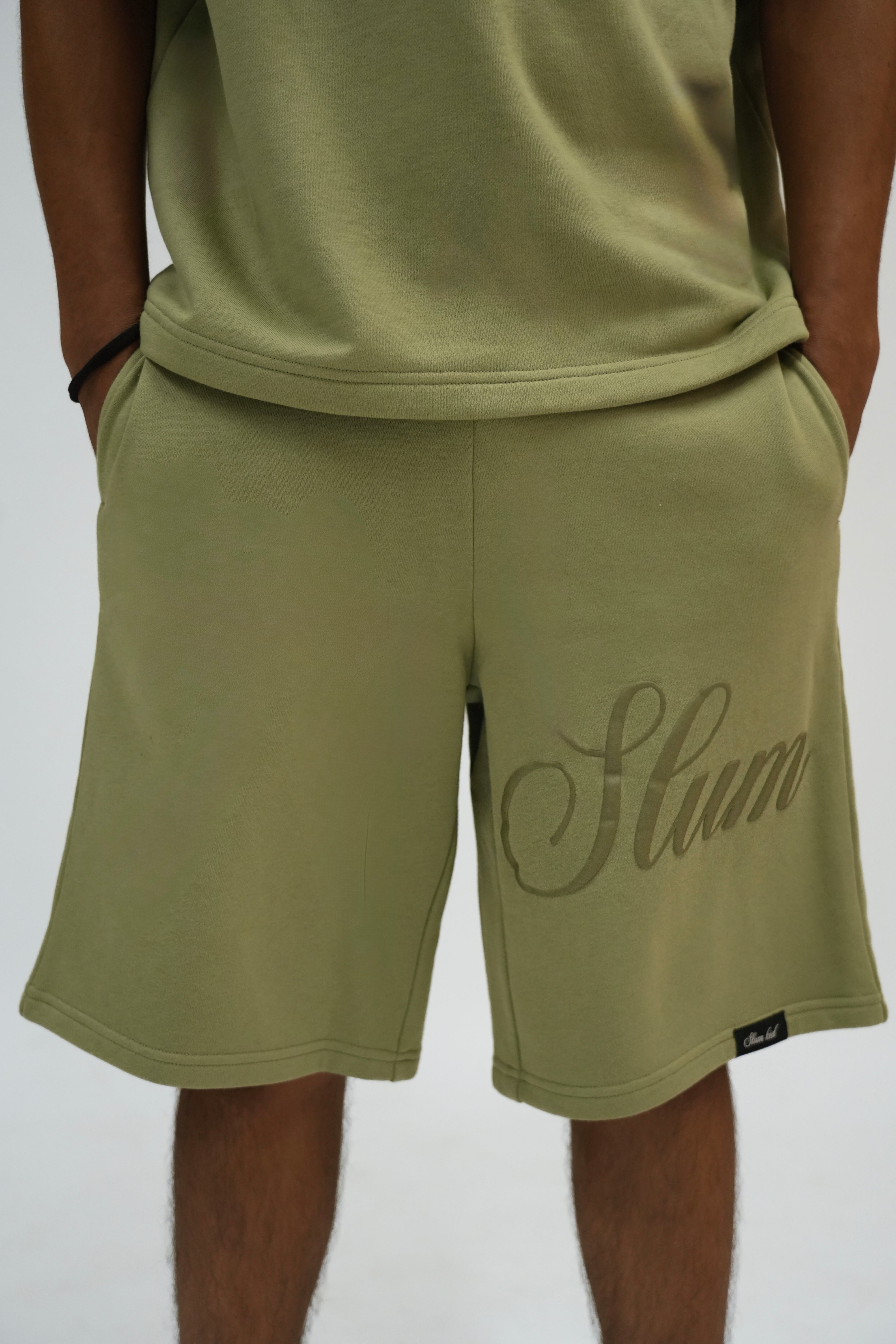 GREEN KAKI SHORT
